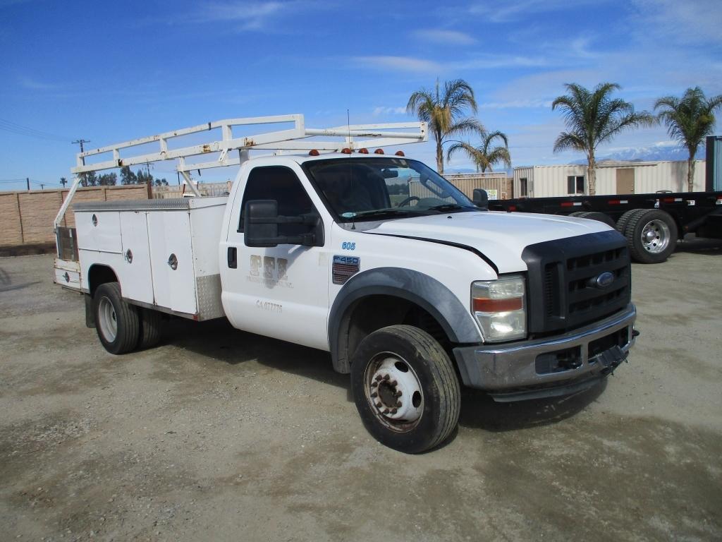 2008 Ford F450 XL S/A Utility Truck,