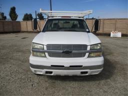 2003 Chevrolet 3500 Extended-Cab Flatbed Truck,