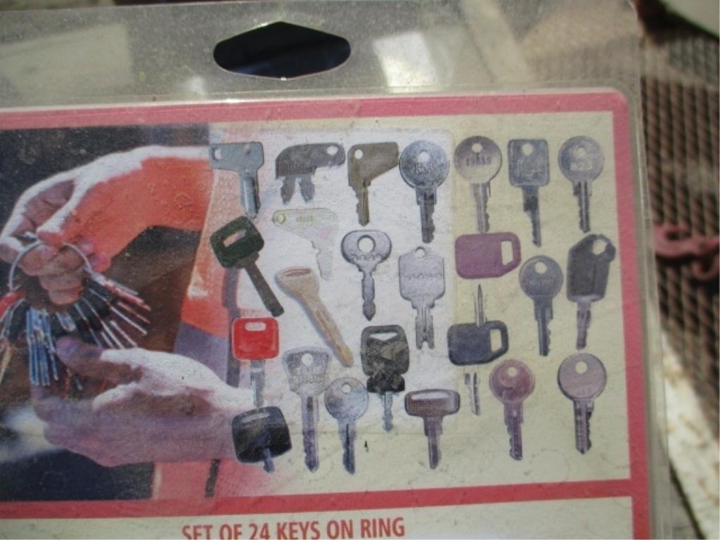 New Unused Heavy Equipment 24-Key Set,