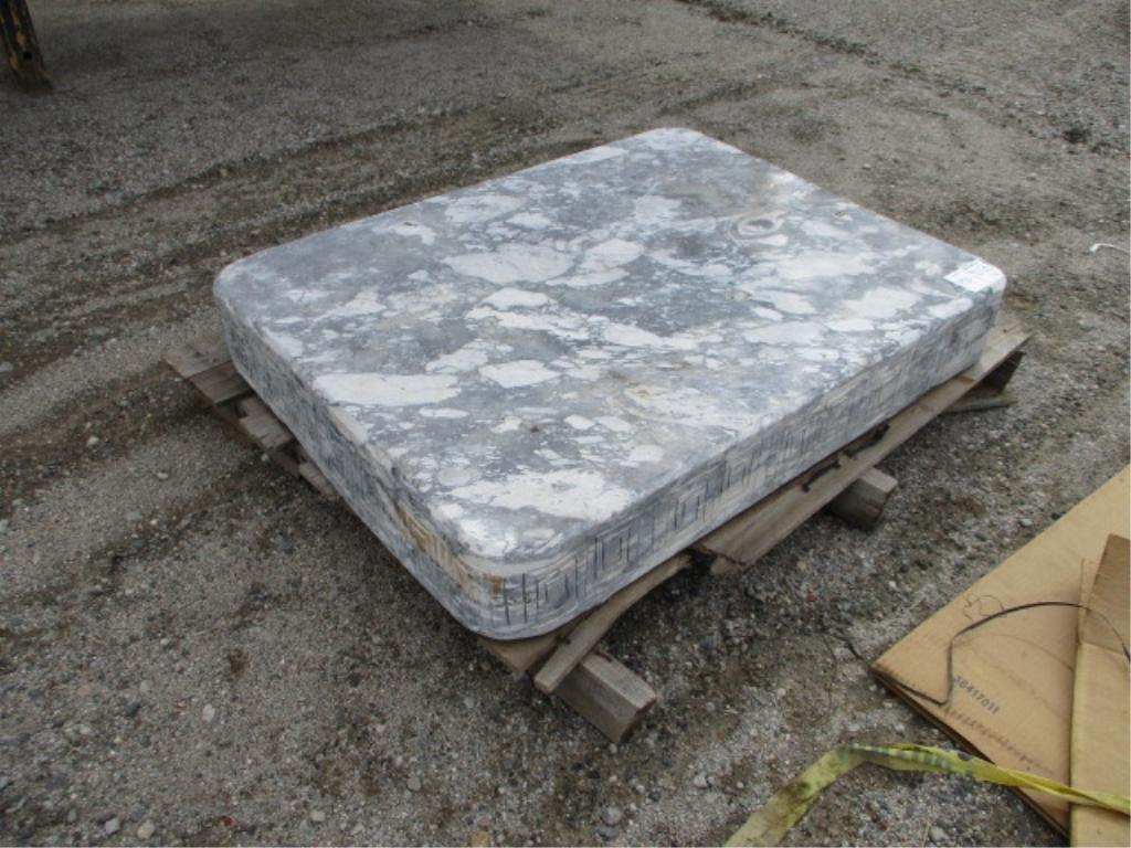 2' 7 1/2" x 3' 6" x 6" Grey & White Marble Block