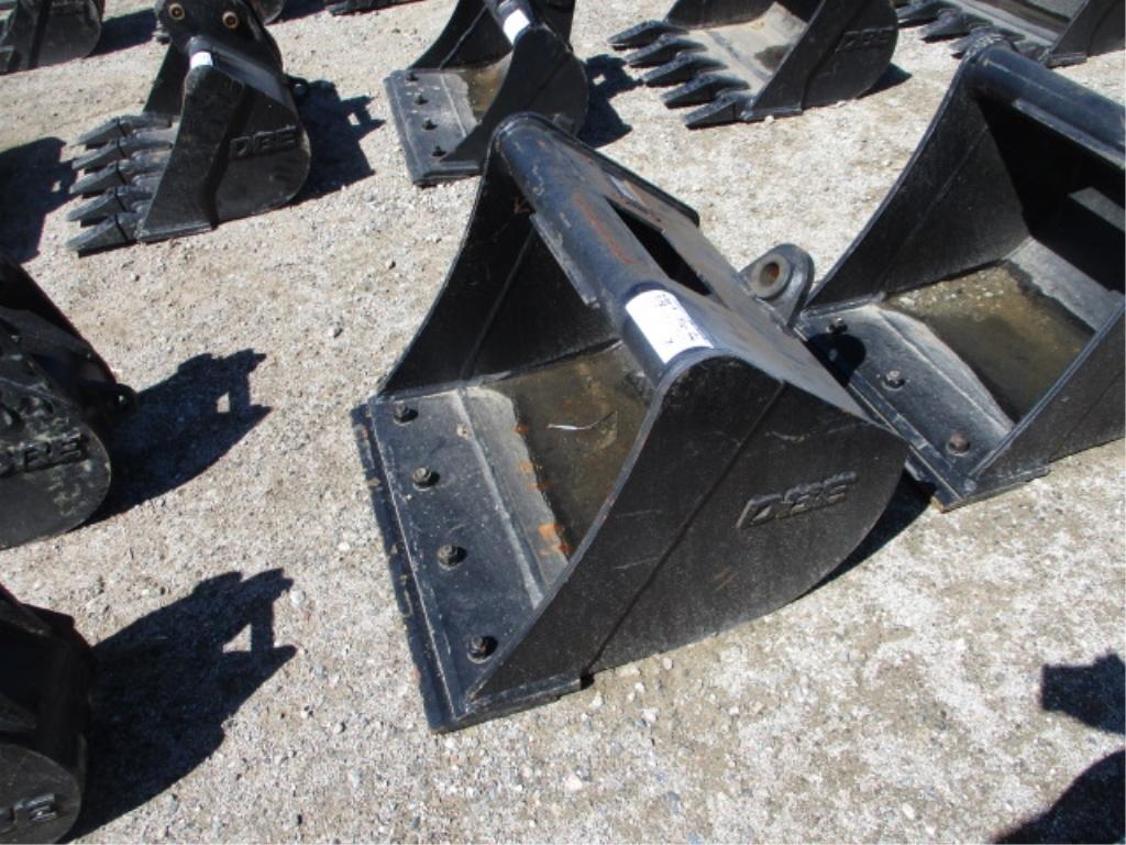 Unused DBE 24" Q/C Smooth Bucket,