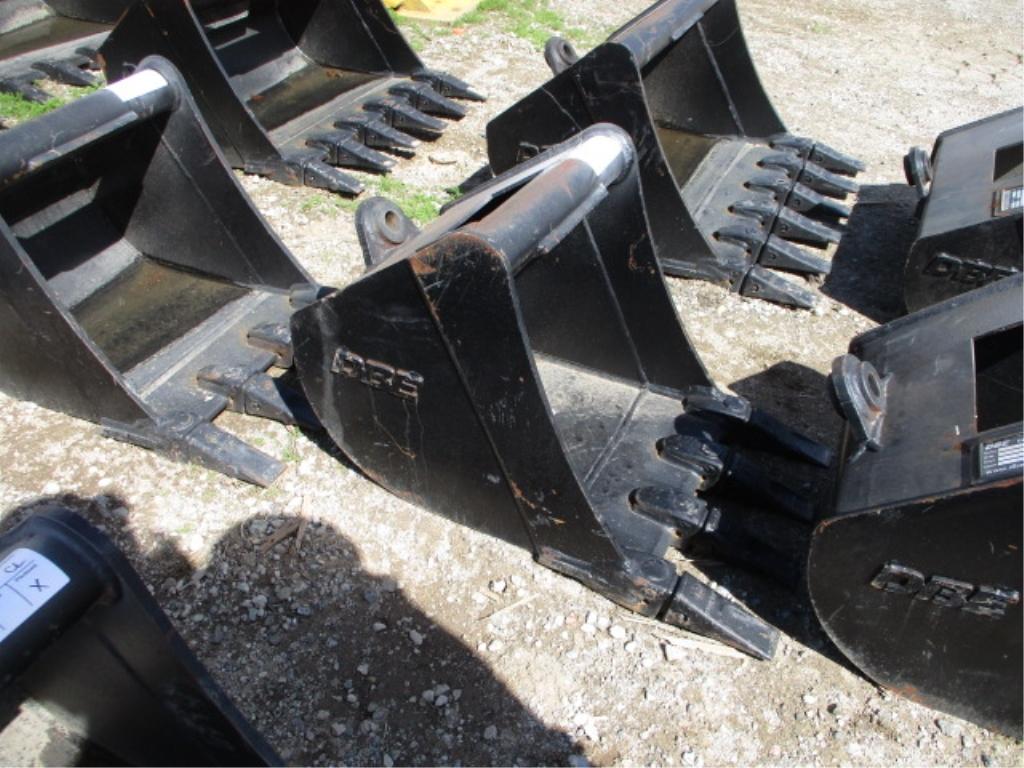 Unused DBE 18" Q/C Tooth Bucket,