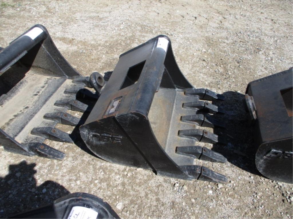 Unused DBE 24" Q/C Tooth Bucket,