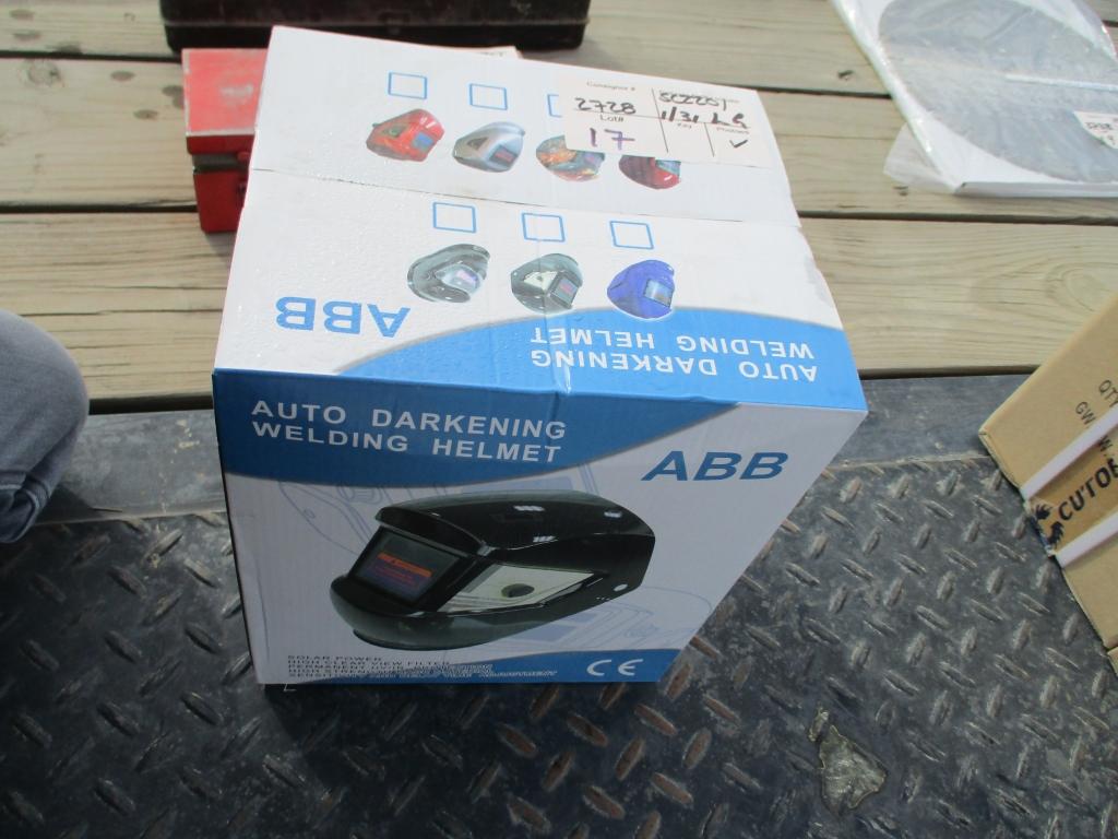 Unused Auto Darkening Welding Helmet