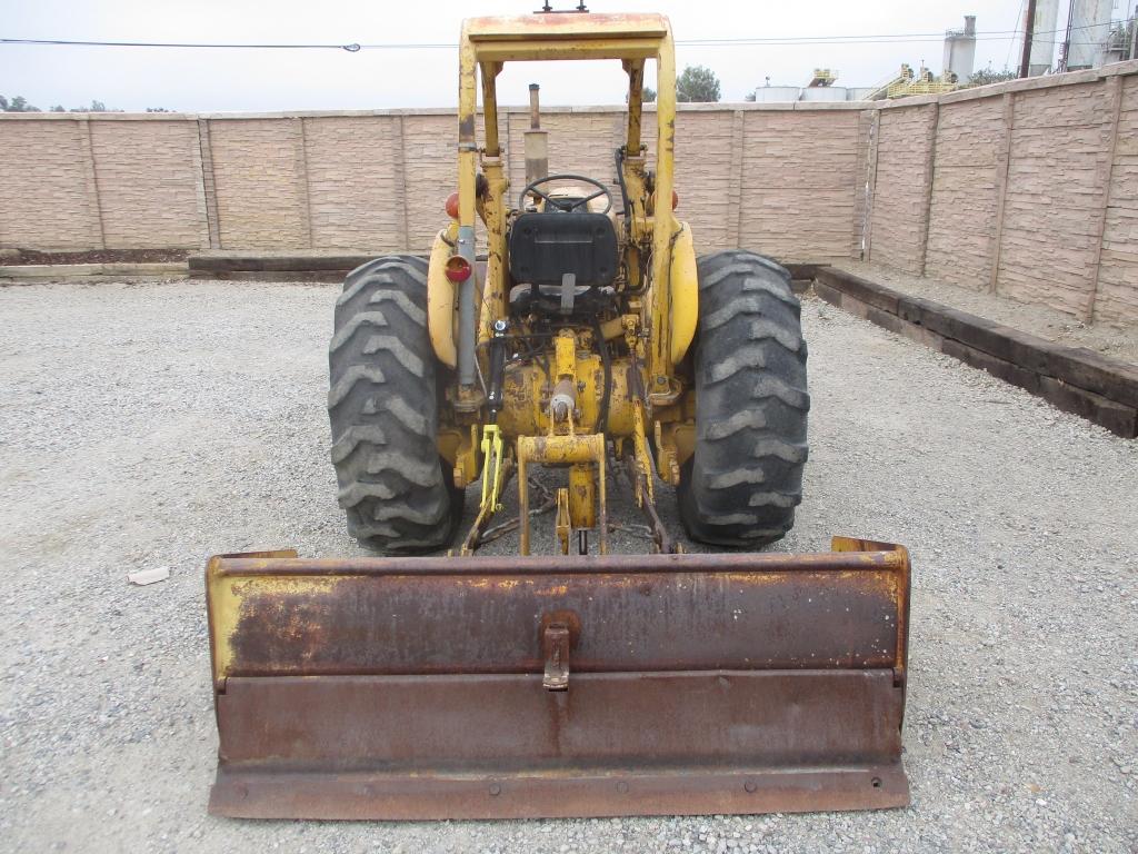 Ford 535 Skip Loader,