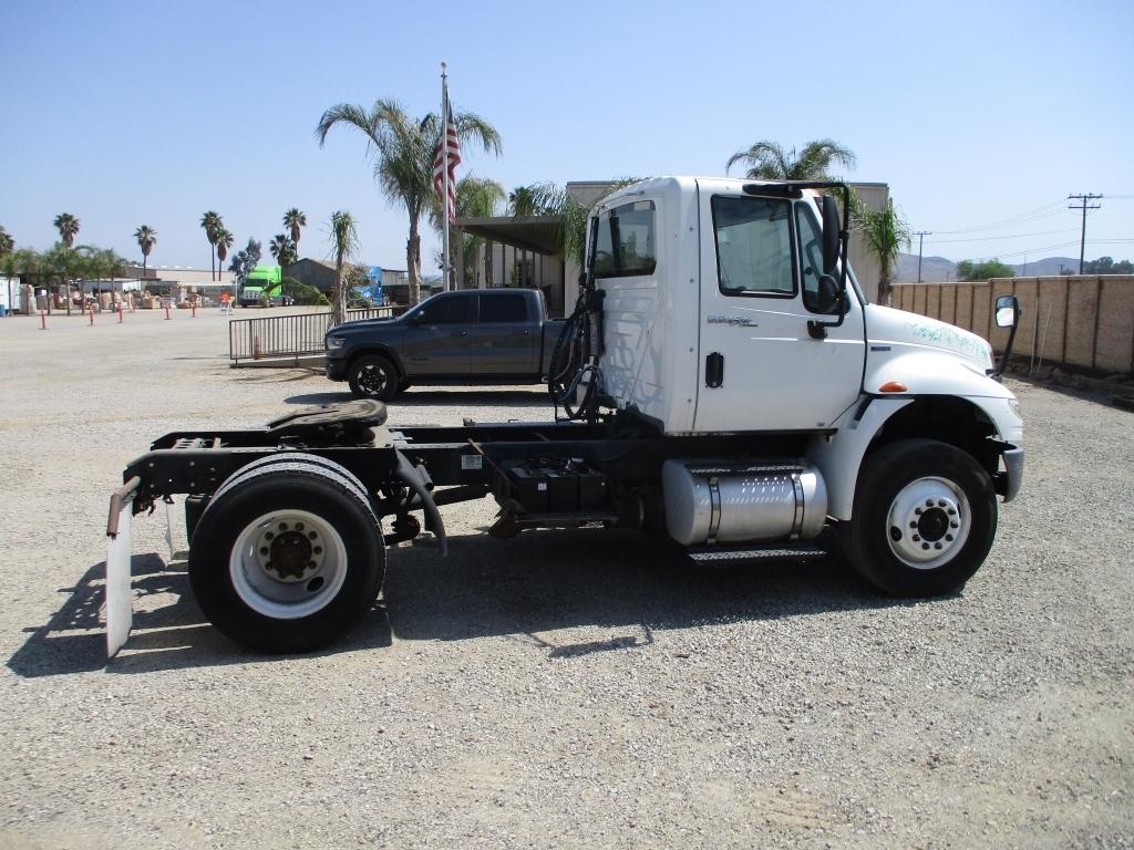 2011 International 4300 S/A Truck Tractor,