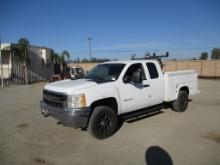 2011 Chevrolet 2500HD Extended-Cab Utility Truck,