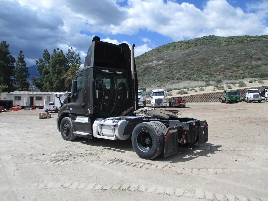 2013 Freightliner Cascadia S/A Truck Tractor,