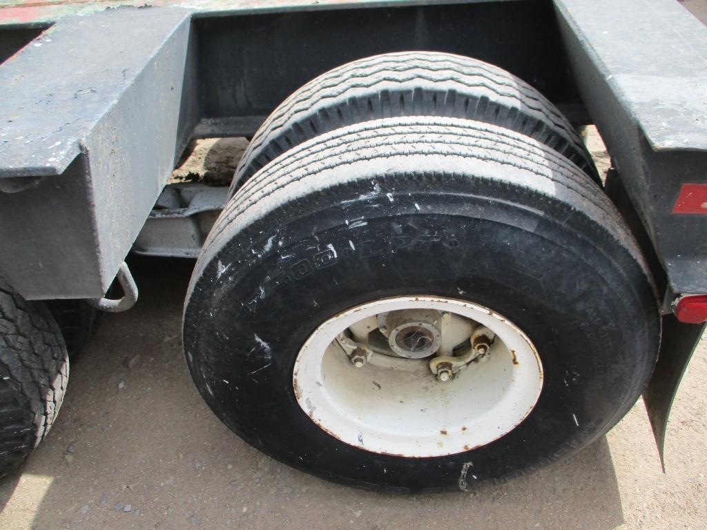 Tri-Axle Lowboy Slurry Asphalt Seal Coat Trailer,