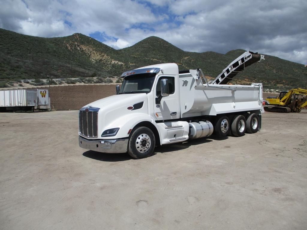 2019 Peterbilt 579 Super-10 Dump Truck,