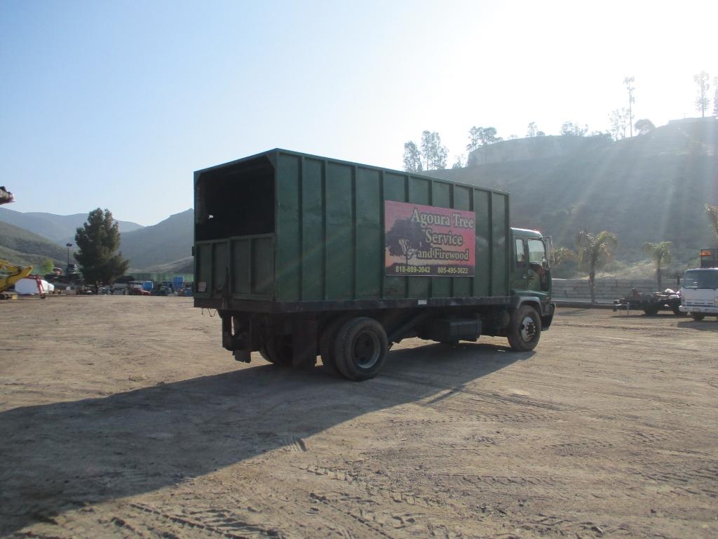 2007 GMC T7500 S/A Chipper Truck,