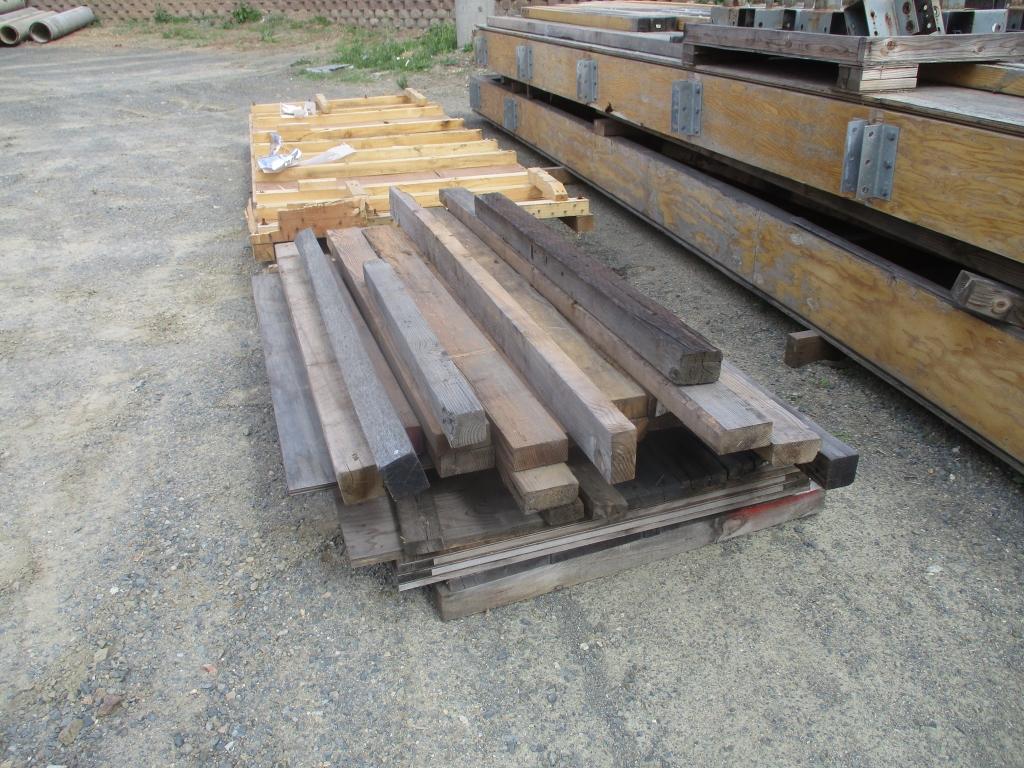 Lot Of (2) Wooden Platform Bridges, Misc Dunnage,