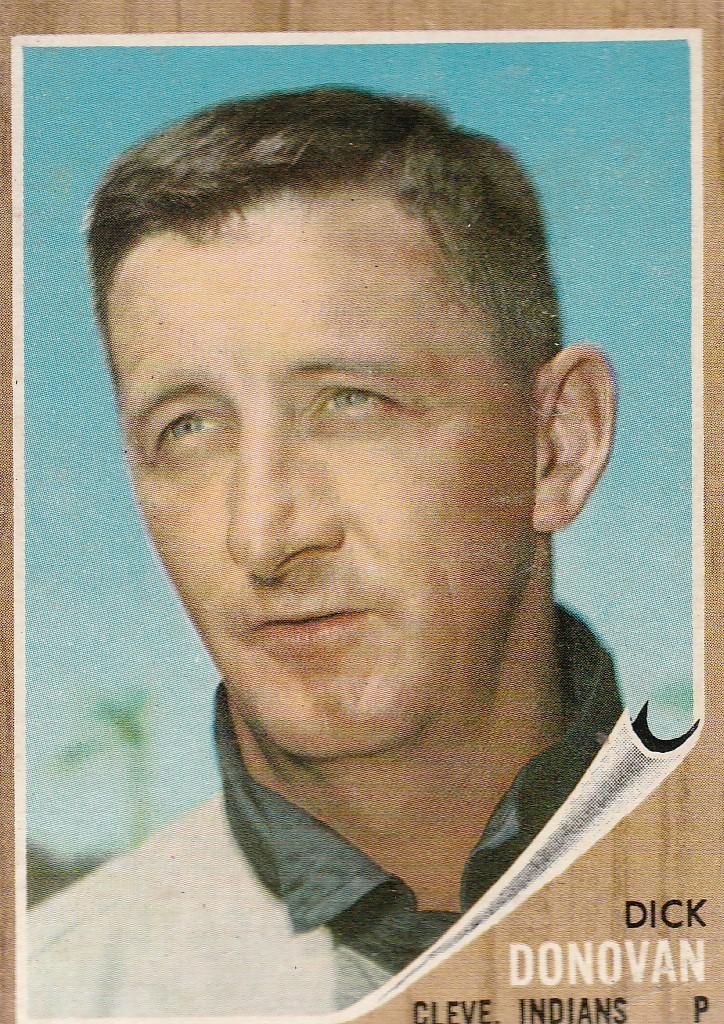 DICK DONOVAN 1962 TOPPS CARD #15