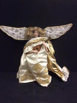 Franklin Mint Christmas Angel w/ COA / Franklin Heirloom Dolls