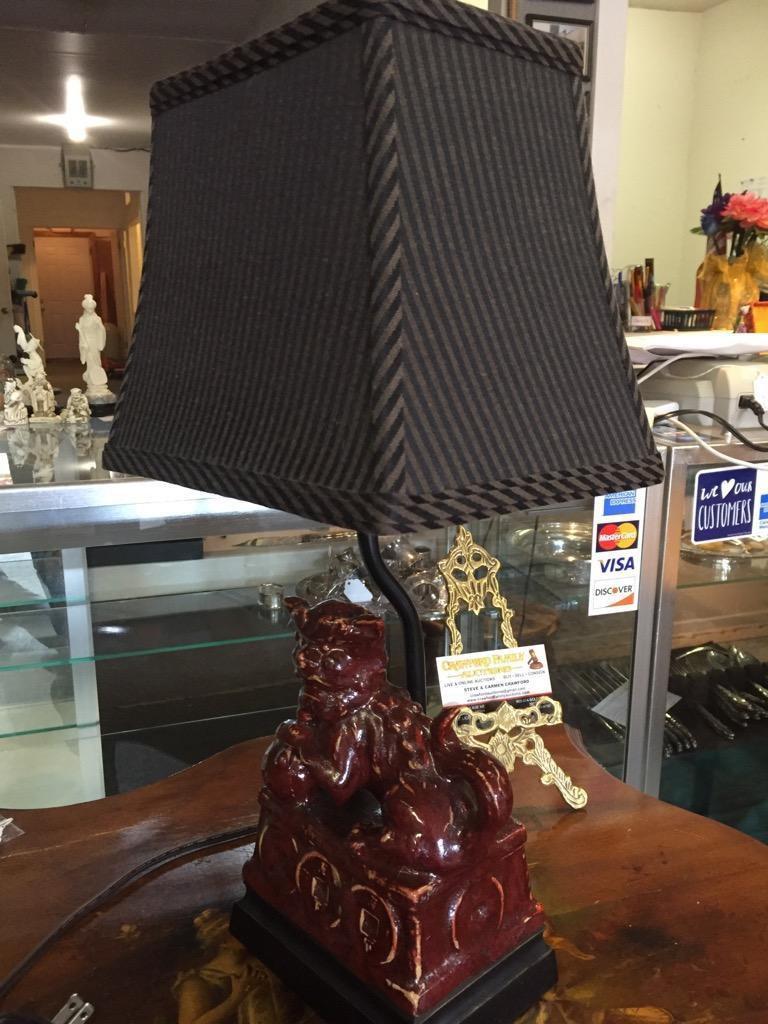 Vintage Asian inspired foo dog living room lamp