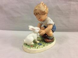 Collection of 3 exclusive edition Hummel figurines includes "private conversation"