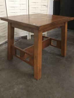 Modern inlaid top oak side or end table