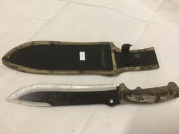 Fixed blade camo Schrade hunting knife with sheath