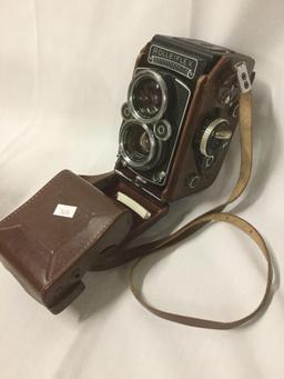 Rolleiflex - Franke & Heidecke vintage box camera w/ strap/case, Schneider-Kreuznach lens +