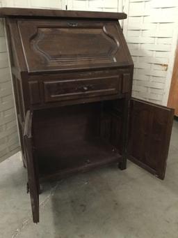 Antique wood secretary desk, key is broken, approx 31 x 16 x 42 inches.