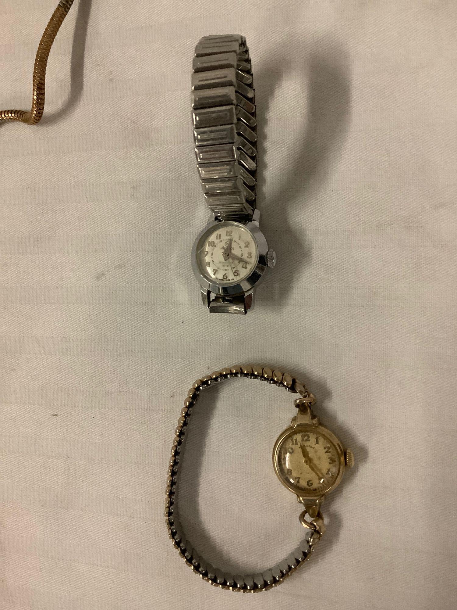 4x vintage watches - 2 Futura pocket watches + 2 vintage ladies watches - Hamilton and Helbros