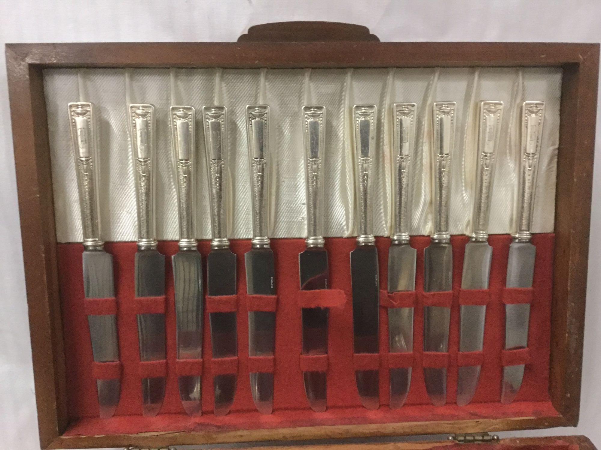 110 pieces of R Wallace Silverplate Flatware -Knives, Forks, Spoons, & Servers - approx 12 place