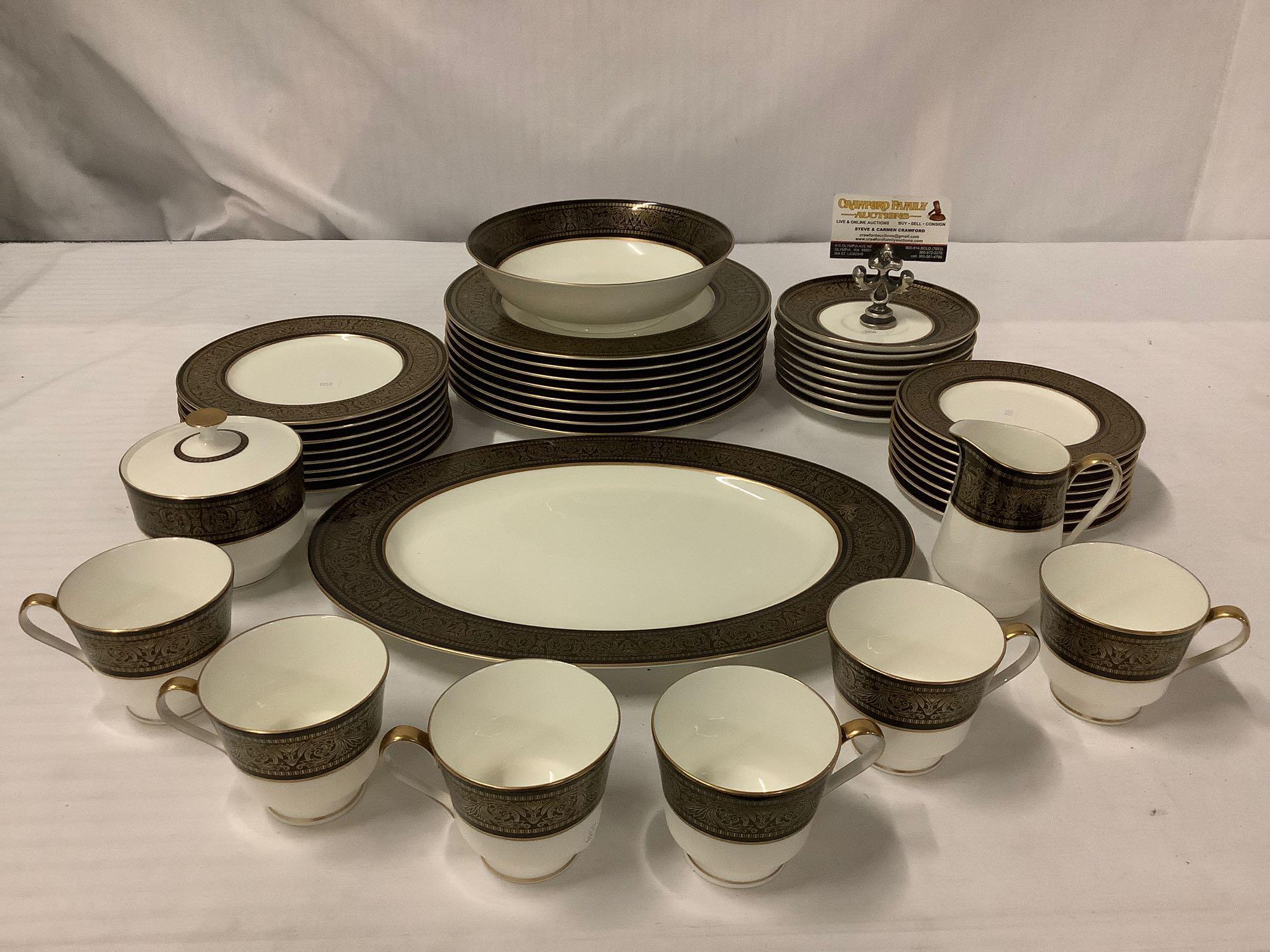 42 pc service for 6 porcelain china set by Mikasa - Mount Holyoke, made in Narumi Japan