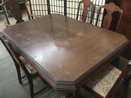 Vintage solid 40's/50's dining room table w/ 6 chairs incl. captains chair - some wear see pics