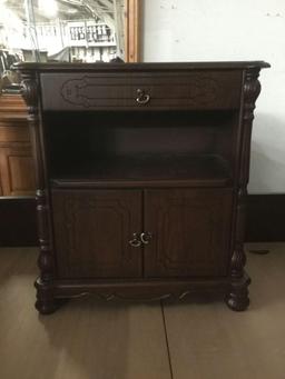 Modern dark mahogany end table nightstand with simple hardware & nice legs