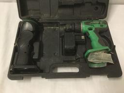 Hitachi DS 14DVF Cordless Drill and Flashlight, with Battery but no Charger. In case,