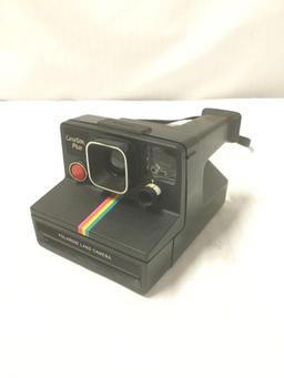 Vintage Polaroid One Step Plus Land Camera. Uses XS-70 films