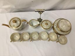 21 pc hand painted gold rimmed Kutani Shoxan porcelain tea service - Made in Japan.