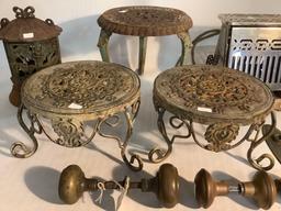 Lot of antique home metal decor incl. Hotpoint electric toaster, 3x ornate plants stands etc