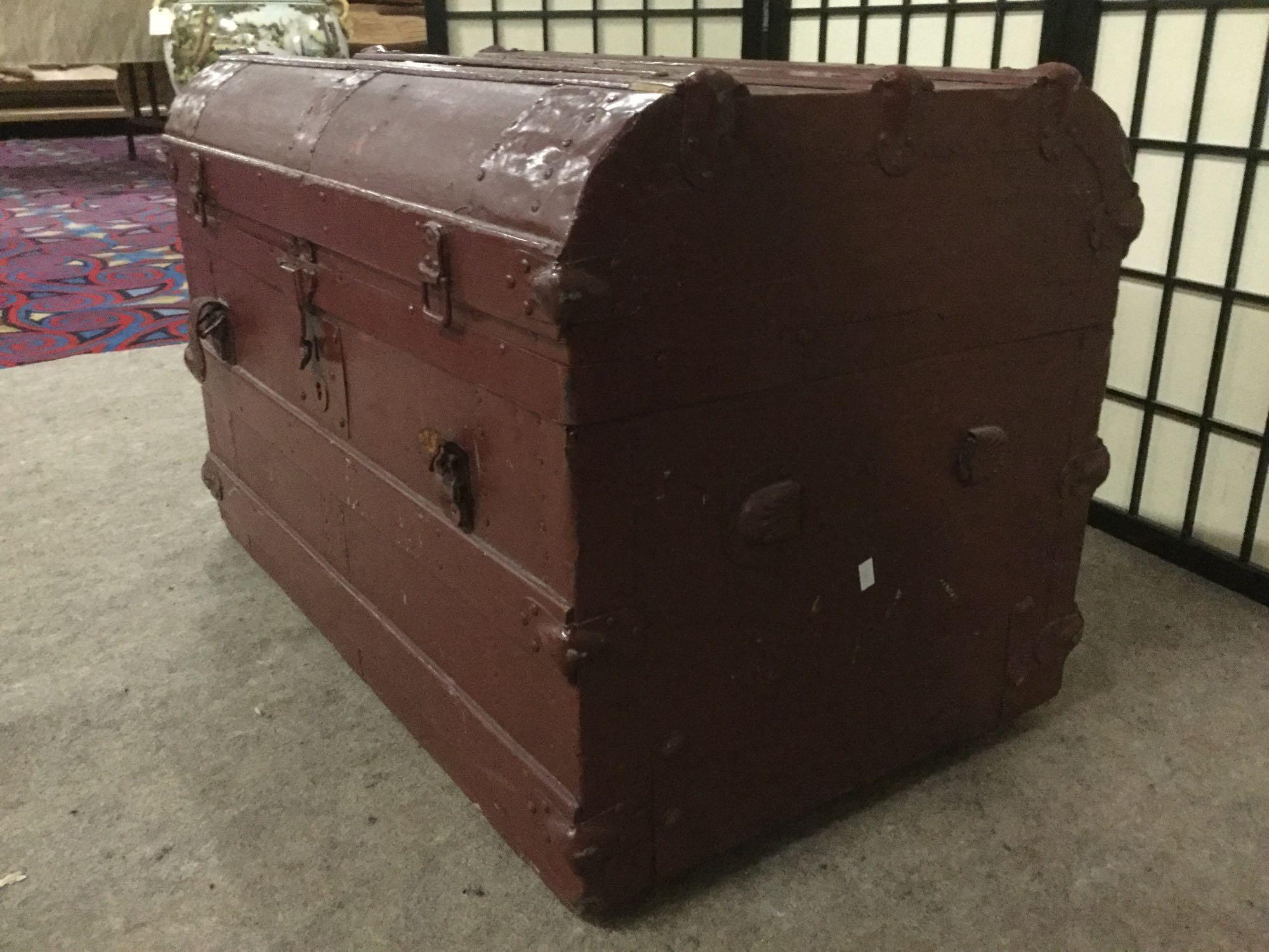 Vintage trunk, has been painted and is missing one handle