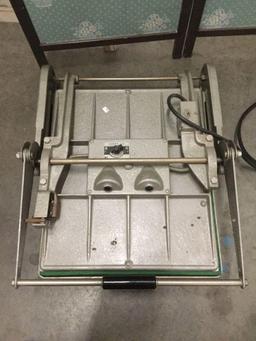 Vintage Seal Jumbo 150 dry mount laminating press. Tested and working. Approx 23x19x8 inches.