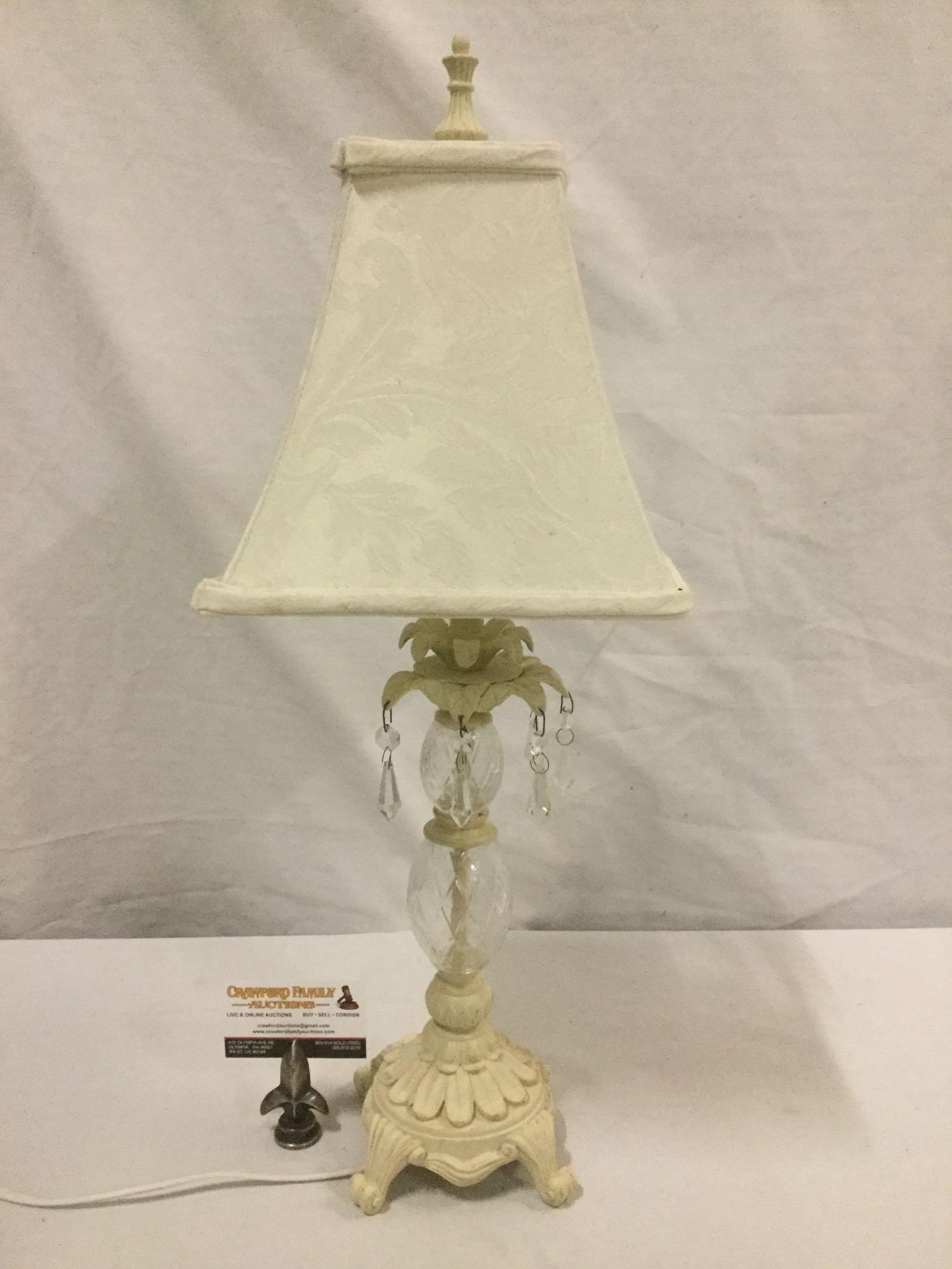 Modern antique style table lamp with white chic look and glass embellishments