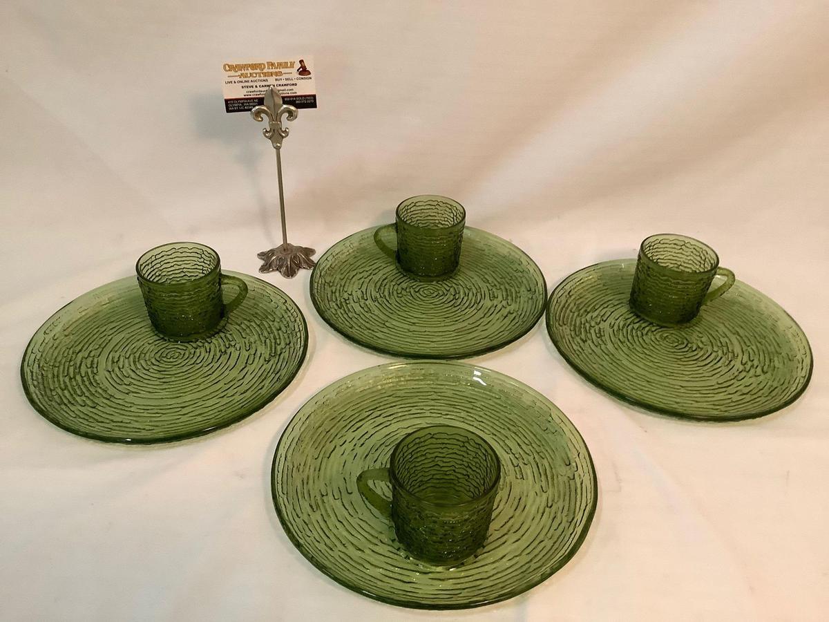 8 pc. lot of vintage textured green glass plate & mug sets