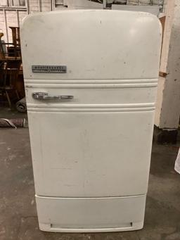 Vintage Westinghouse Home Freezer model no. MFH6, sold as is. See pics.