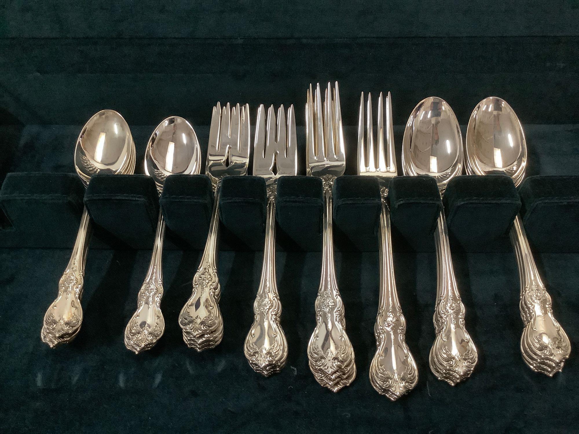 Sterling silver Towle - Old Master flatware set w/ case, approx. weight 2230 grams.