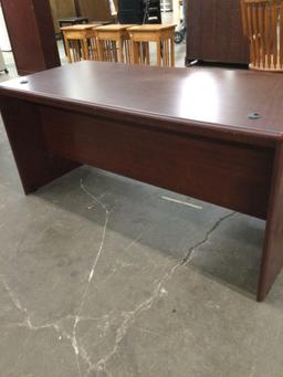 Modern Style Office Desk w/ Drawers