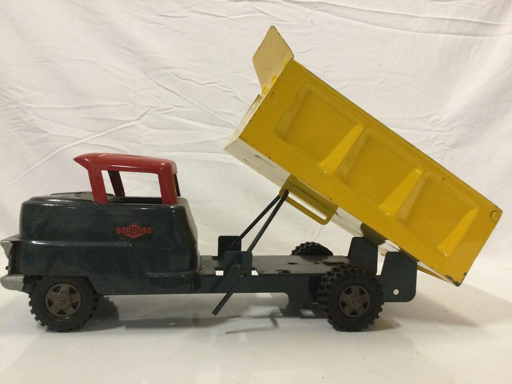 Vintage STRUCTO Freepoint ILL pressed steel toy hydraulic dump truck