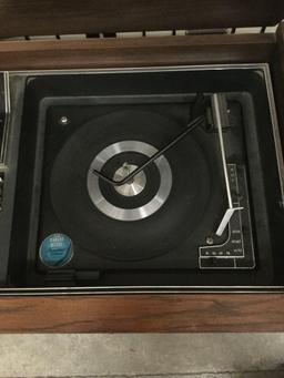 Philco home stereo system IV solid-state AM/FM receiver with turntable, Philco 8- track, speaker set