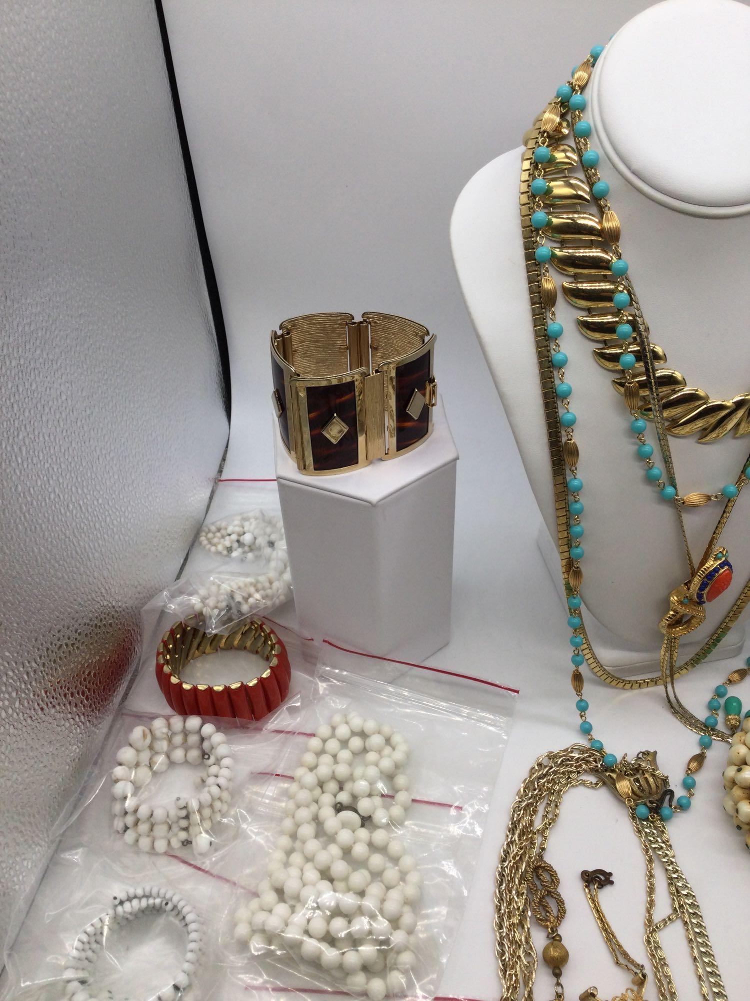 Large selection of vintage fashion jewelry necklaces, bracelets, earrings etc?