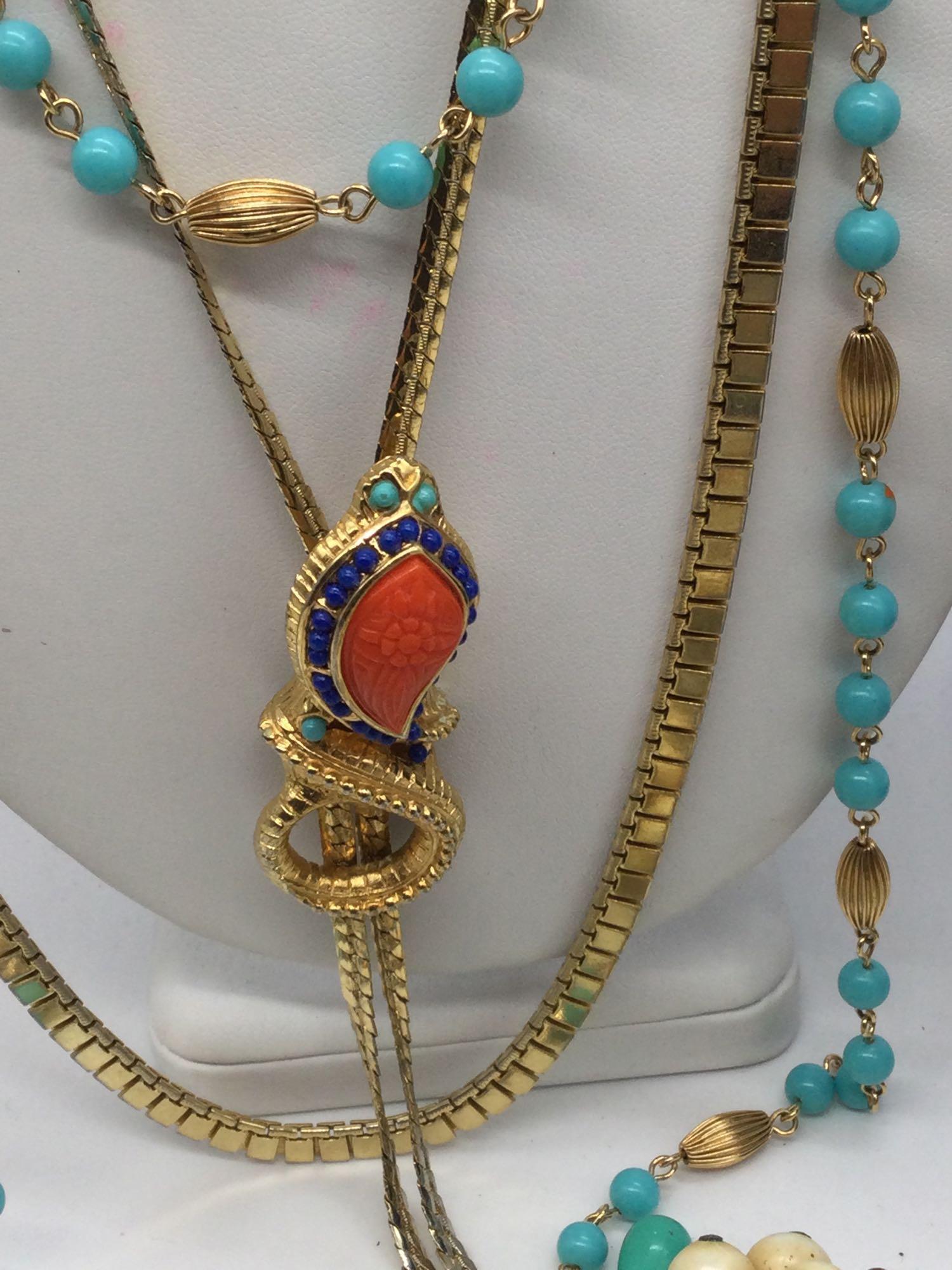 Large selection of vintage fashion jewelry necklaces, bracelets, earrings etc?