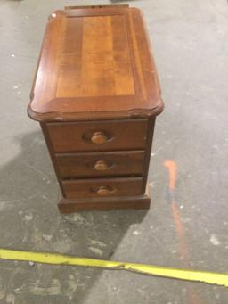 Vintage three drawer in table/nightstand with pull out magazine holder