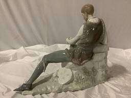 Huge Rare Limited LLADRO porcelain Hamlet sculpture art statue , signed by artist, handmade in Spain