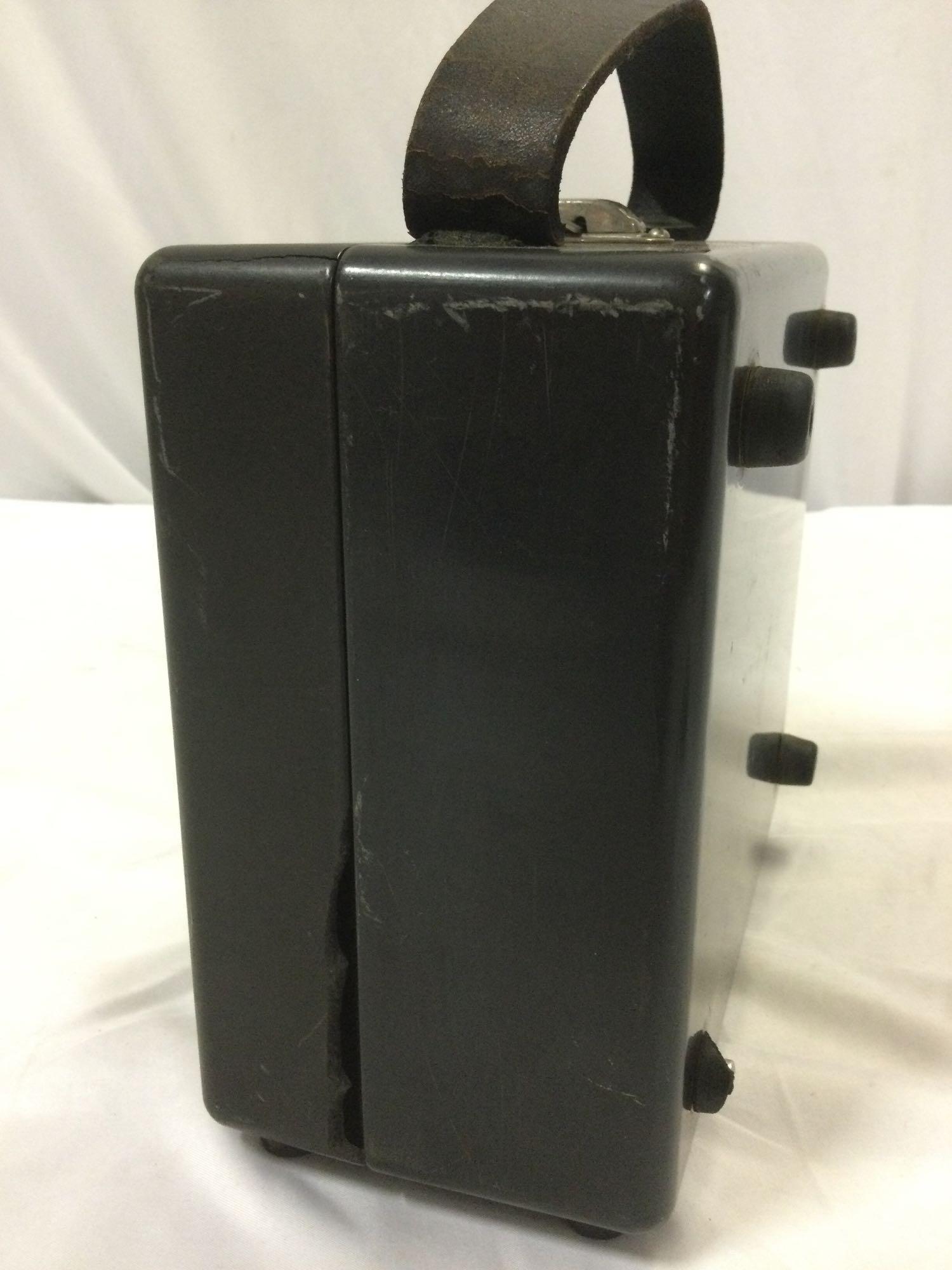 Antique WESTINGHOUSE Portable Millivolt Direct Current reader gauge