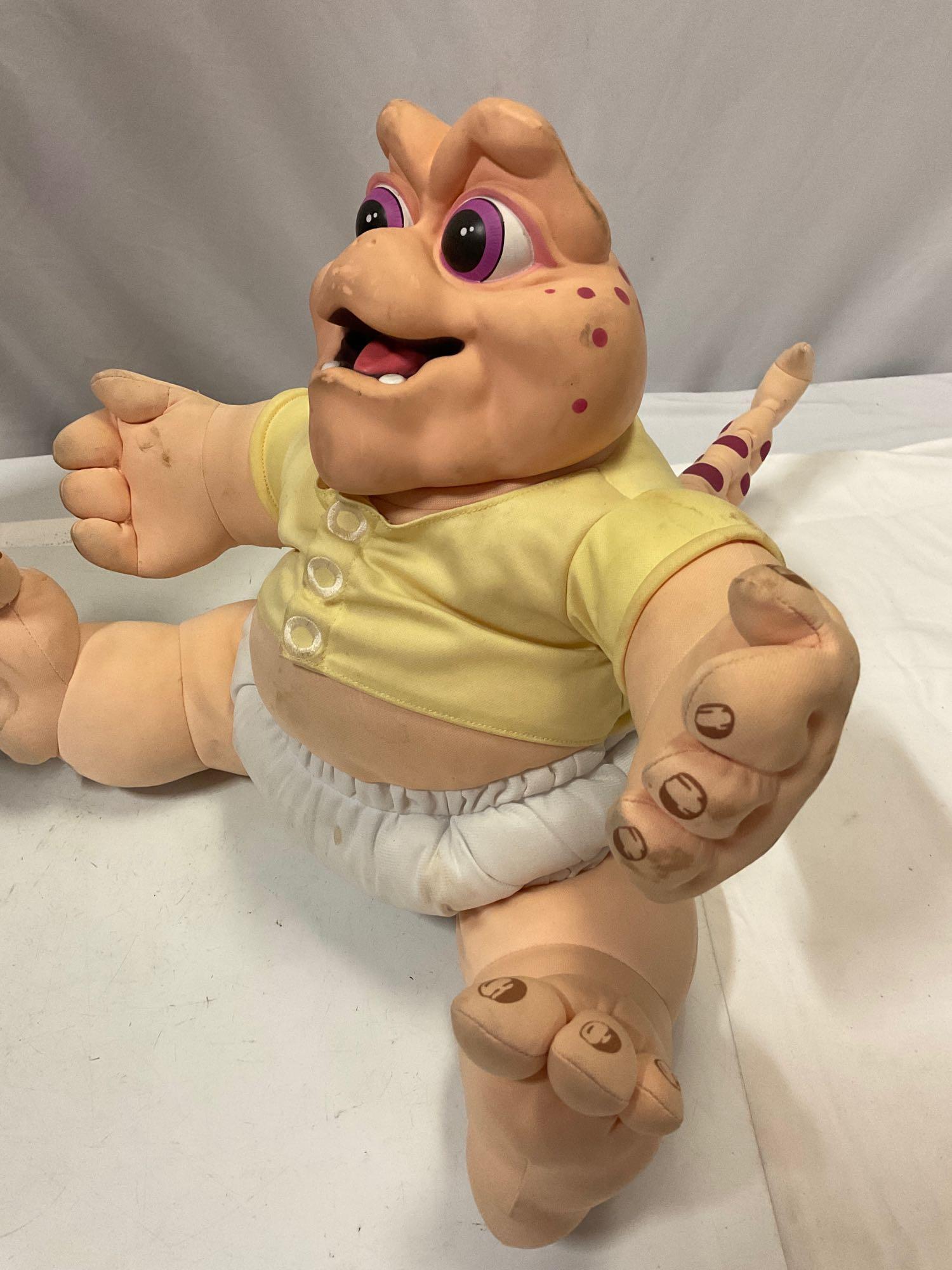 Vintage HASBRO Talking Baby Sinclair DINOSAURS tv show plush toy w/ box, shows wear, still talking