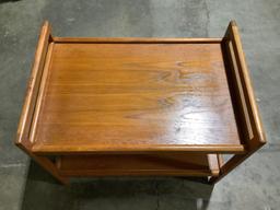 Mid century wood 2-tier coffee table / side table shelf, approx 27 x 18 18 x 22 in.