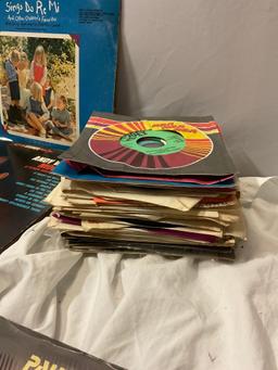 Large collection of vintage Lp / single vinyl records; classic rock, vocalists, children?s, Elvis,